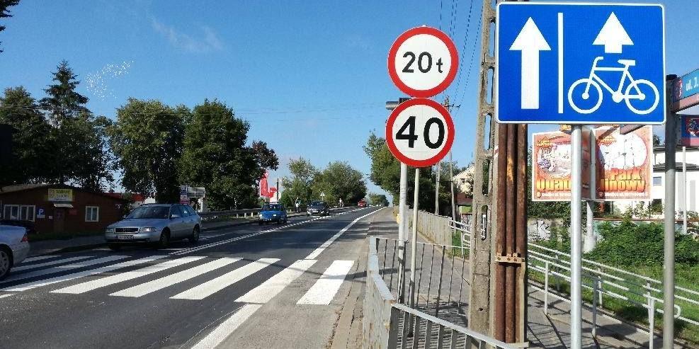 Pas dla rowerów na wiadukcie warszawskim