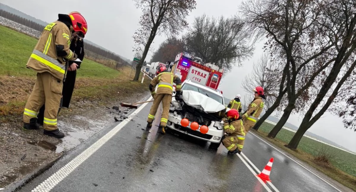 Zderzenie na trasie Siedlce-Sokołów Podlaski. Droga nieprzejezdna! 