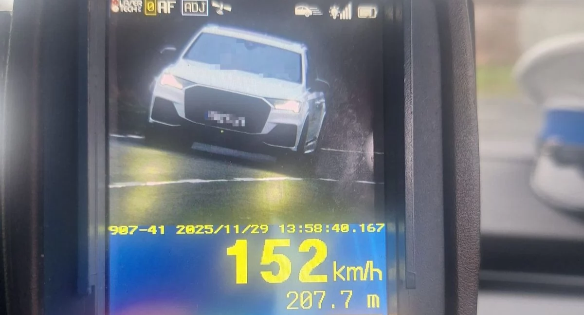 Pędził w obszarze zabudowanym z prędkością 152 km/h!