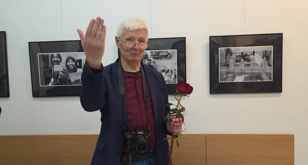 Wernisaż wystawy „Gaudeamus” Aleksandra Skumsa w Siedlcach. Nowy cykl fotografii o życiu akademickim