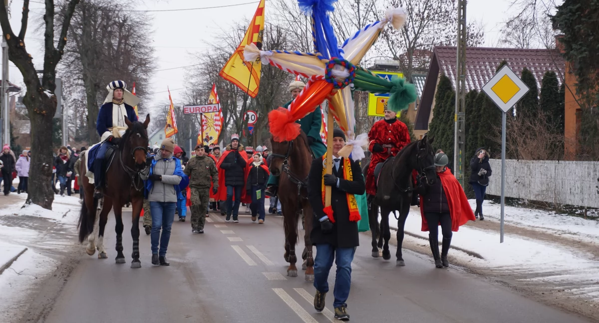 Orszak Trzech Król w Węgrowie: Nadzieją się cieszą