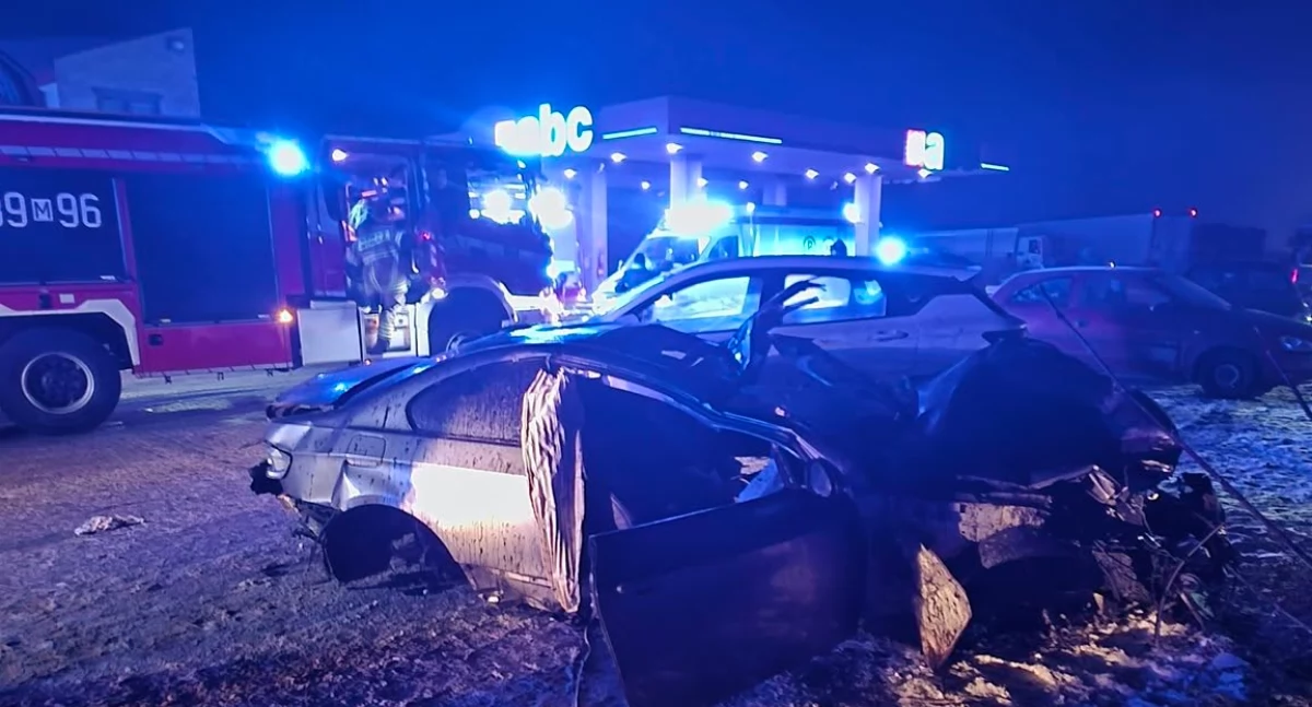 Dachowanie BMW w miejscowości Chromna 