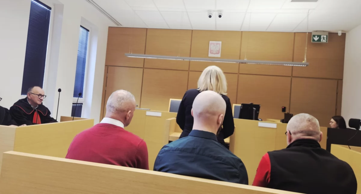 Lekarz i ratownicy przed sądem. Ruszył proces o śmierć pacjenta 