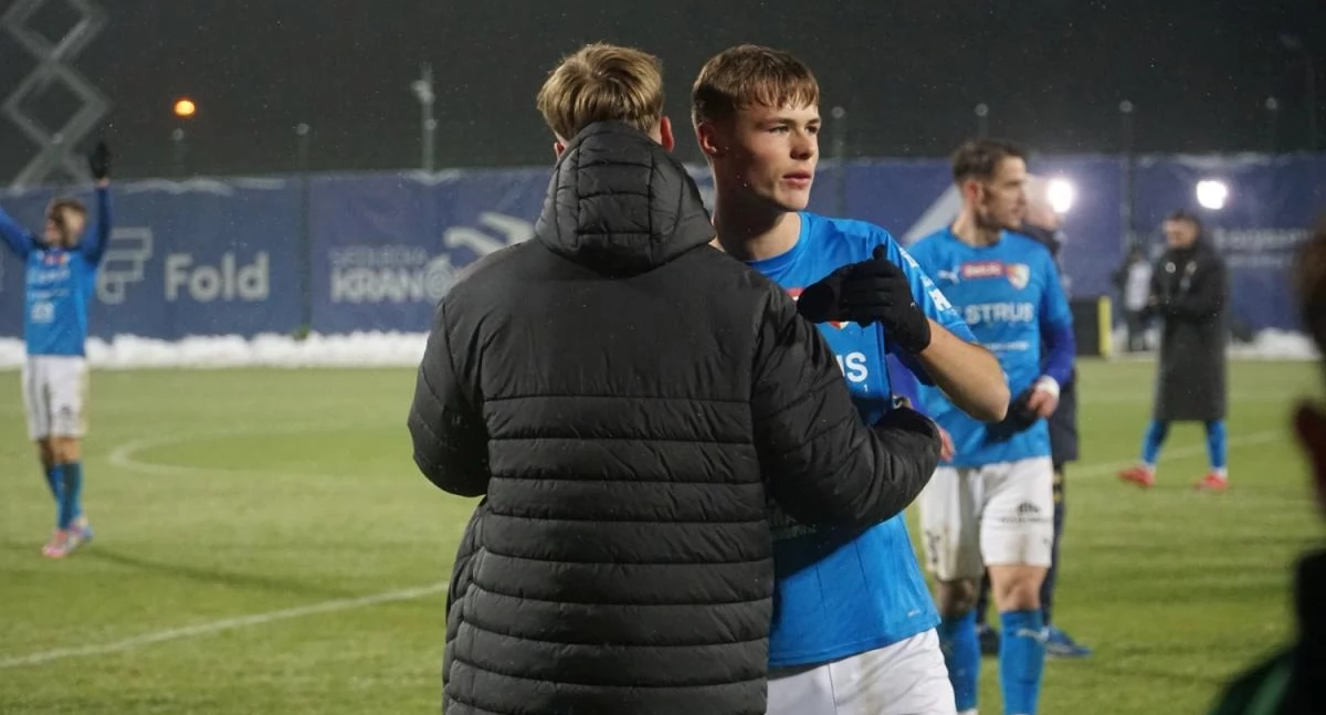 Piękny gol Jakubika i premierowe trafienie Rosołka dały Pogonie Siedlce 3 punkty! 