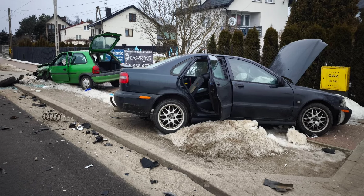 Wypadek w Siennicy na ul. Mińskiej. Nietrzeźwy kierowca spowodował zderzenie