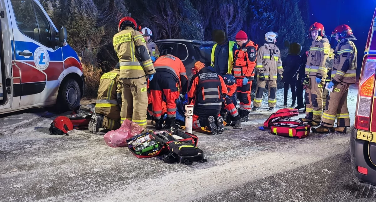Śmiertelny wypadek w Turzych Rogach. Nie żyje kierowca BMW