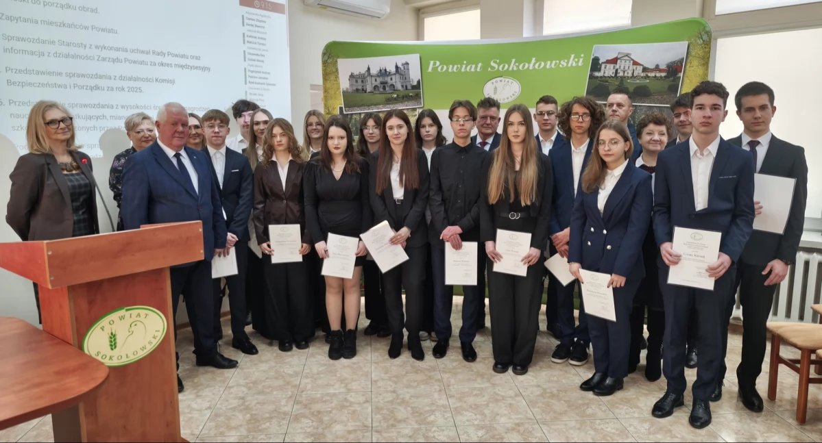 Rada powiatu sokołowskiego przyznała stypendia uczniowskie