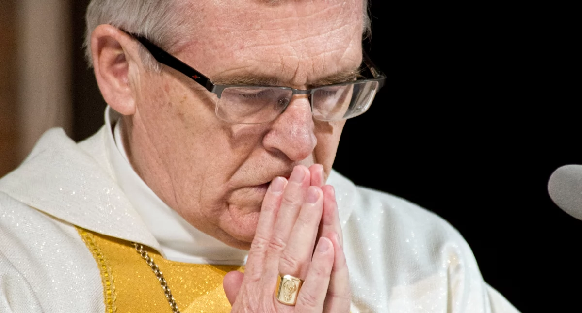 Biskup siedlecki ostrzega przed udziałem w spotkaniach z suspendowanym ks. Danielem Galusem