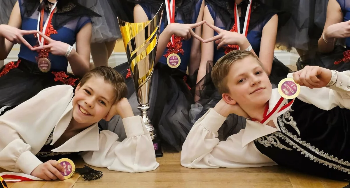 Caro Dance z Siedlec triumfuje na turniejach. 8 złotych medali na początek sezonu