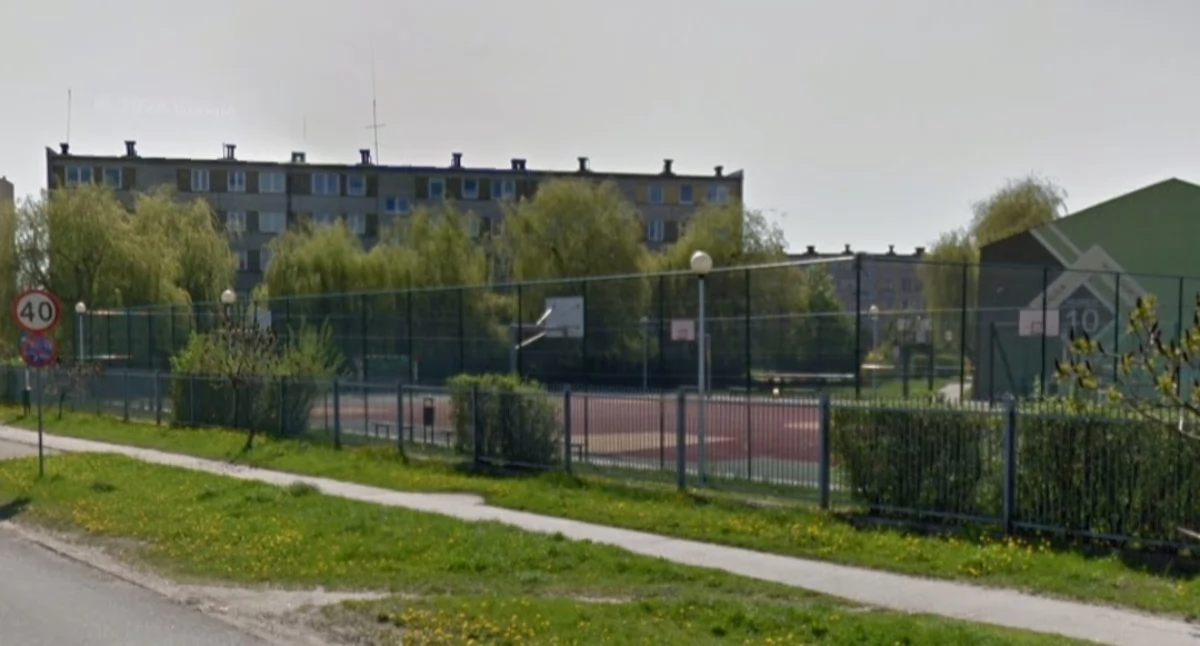 Hala dla uczniów, problem dla mieszkańców. Protest opóźnił budowę obiektu sportowego przy siedleckiej „Dziesiątce”, ale jej nie przekreślił…