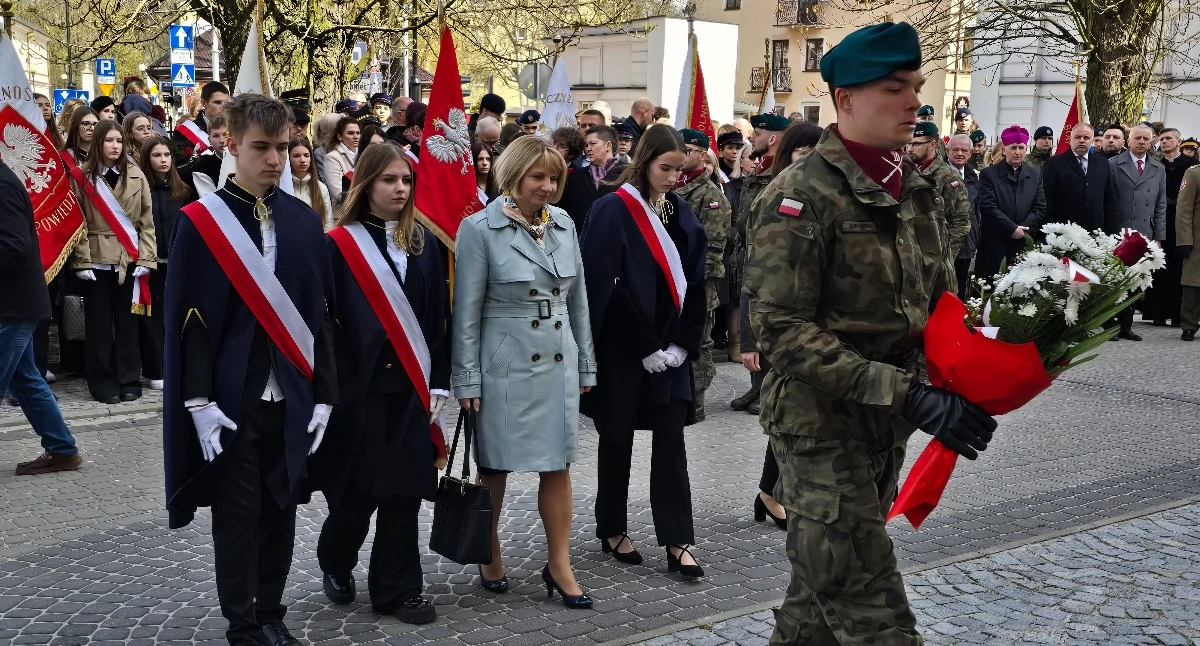 Hołd dla elity połączony z apelem do młodych. Siedlce pamiętają o Katyniu