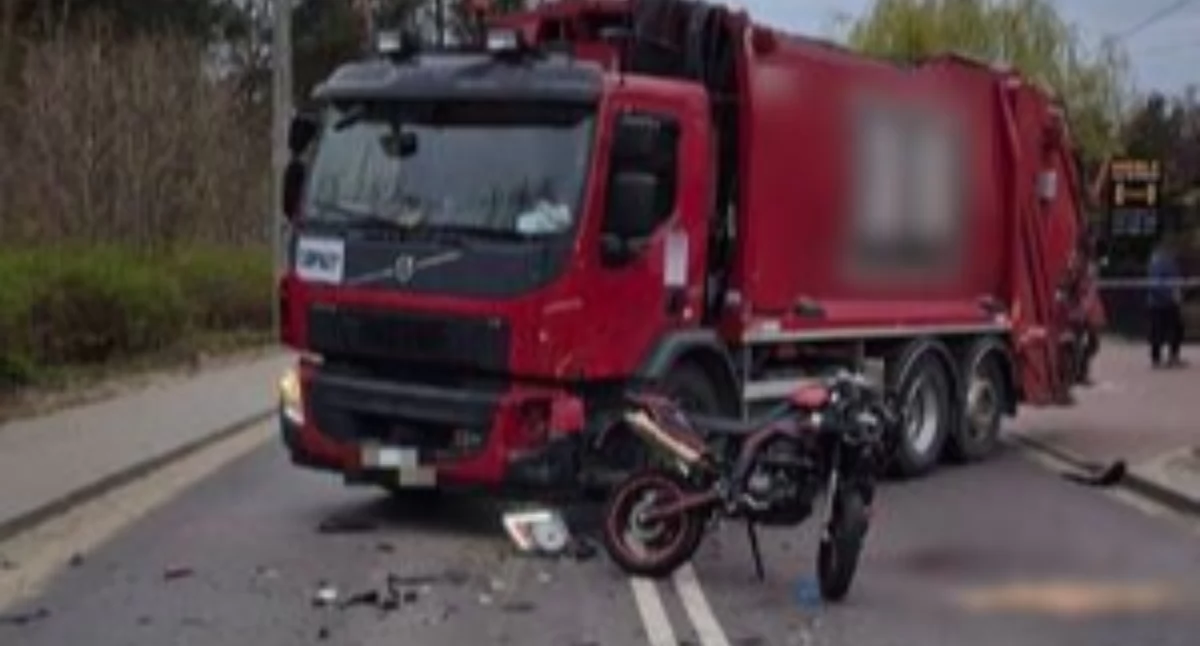 Poważny wypadek w Sobolewie. 17-letni motocyklista zderzył się z ciężarówką