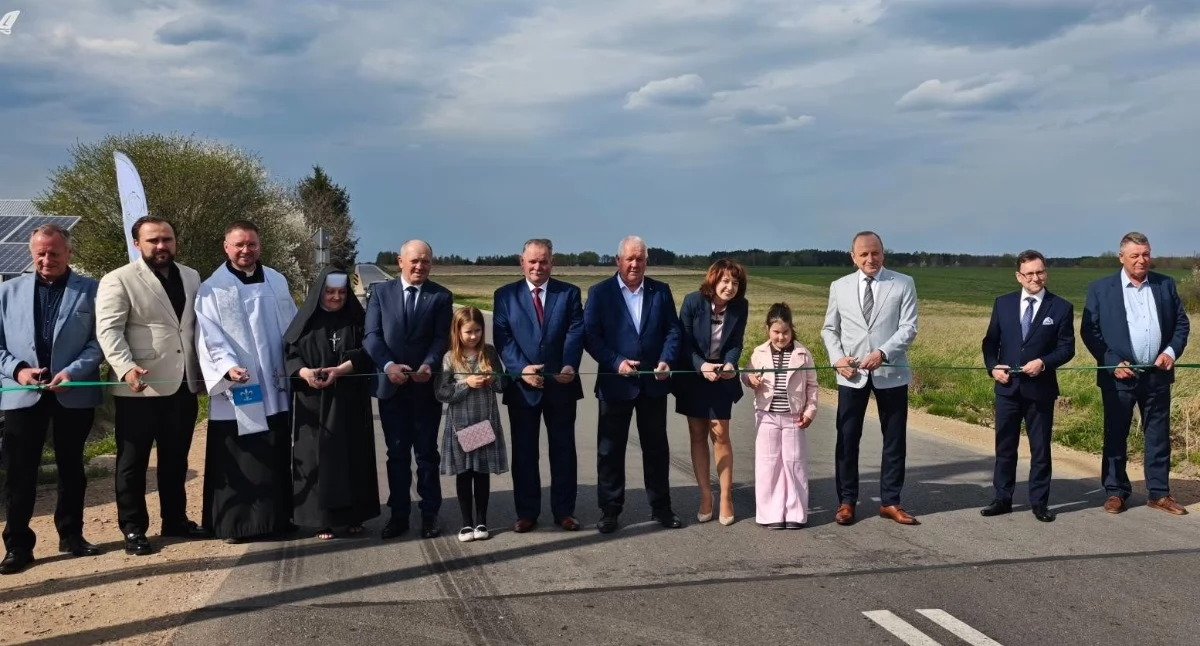 Nowe drogi w powiecie sokołowskim oficjalnie otwarte. Prawie 3 kilometry po remoncie