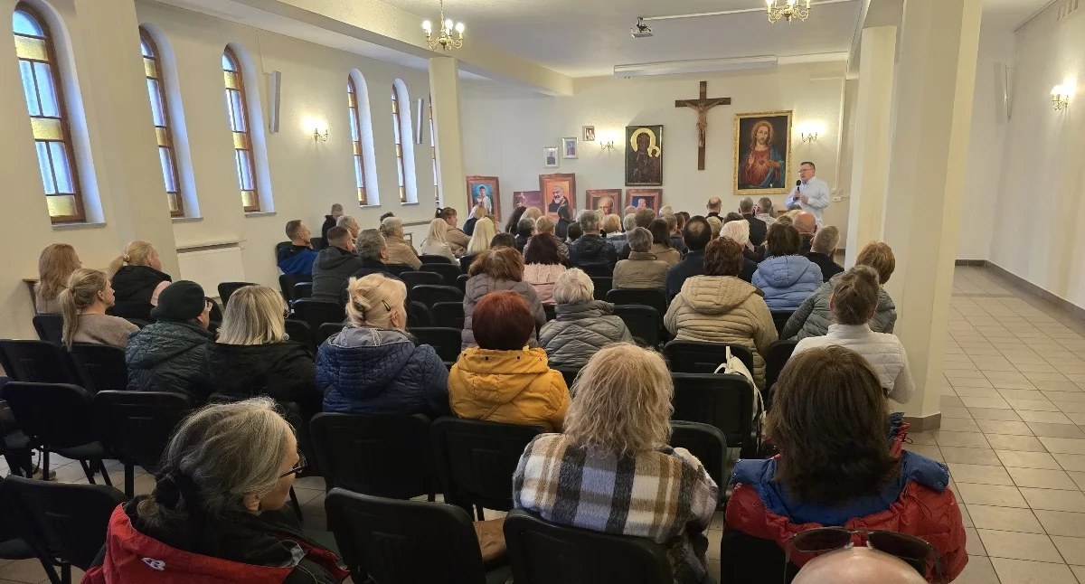 Mieszkańcy zobowiązali siedleckich radnych: „Stójcie na straży naszych interesów”