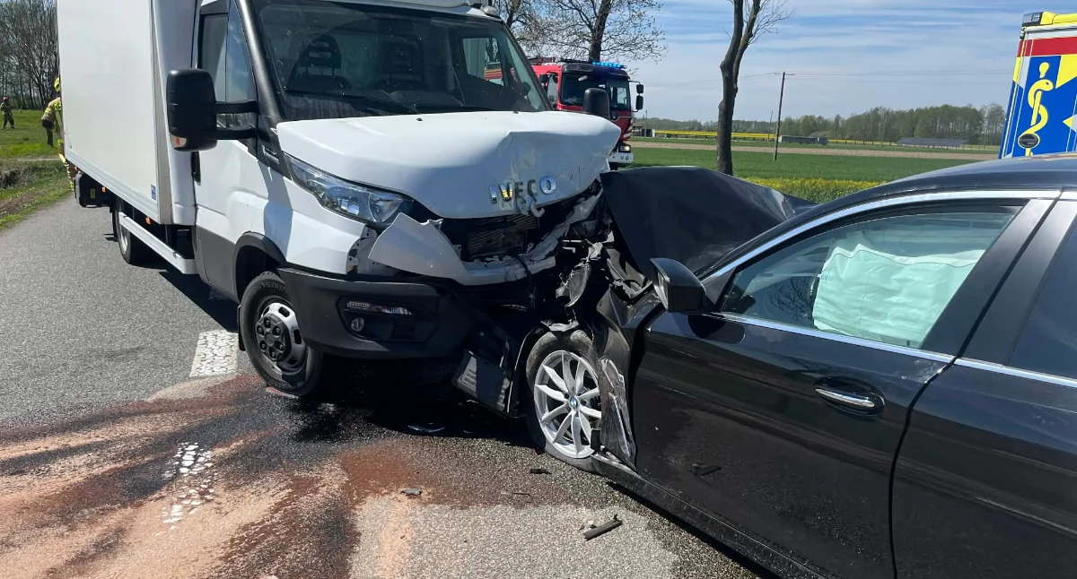 Wypadek na DK92 w Krzesku. Zderzenie dwóch samochodów, trzy osoby poszkodowane AKTUALIZACJA
