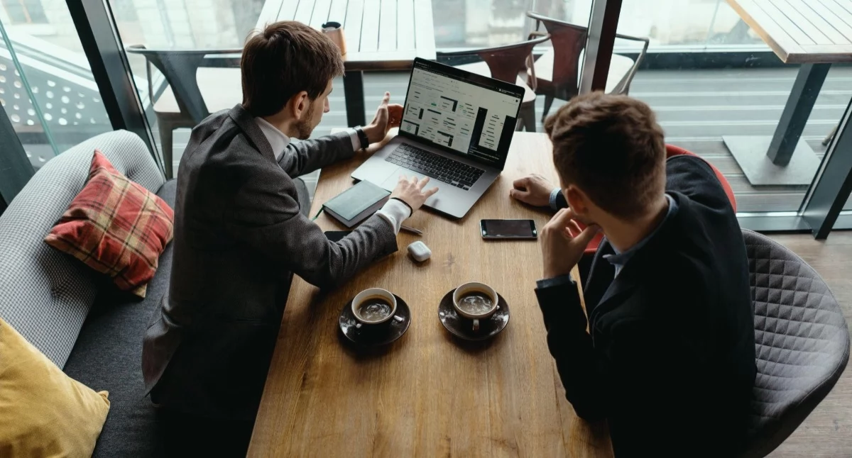 7 Najlepszych Systemów CRM dla Firm B2B w 2026 [Ranking]