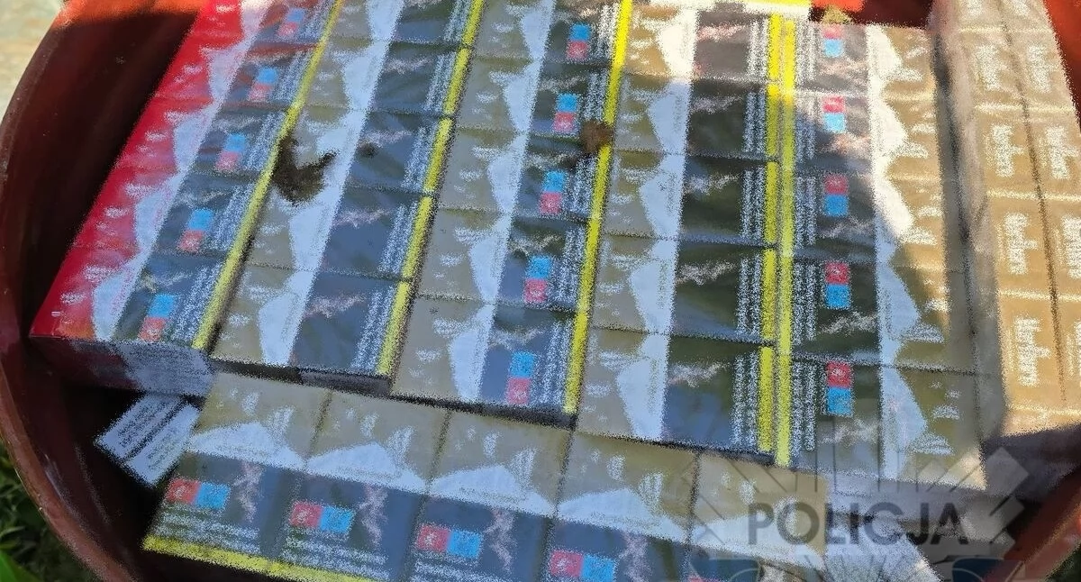 Ponad 141 tysięcy nielegalnych papierosów zabezpieczonych w gminie Przesmyki. Skarb Państwa mógł stracić ćwierć miliona złotych