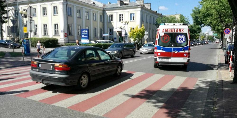 Potrącenie pieszej na Piłsudskiego w Siedlcach