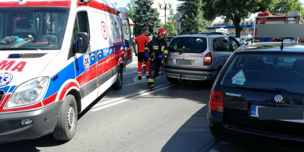 Siedlce ulica Pułaskiego - volkswagen uderzył w opla