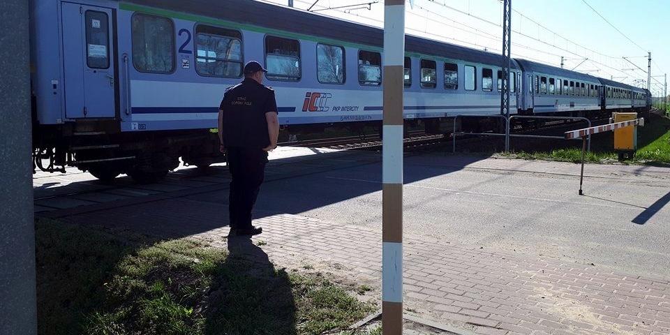 Pociąg potrącił rowerzystę (aktualizacja)
