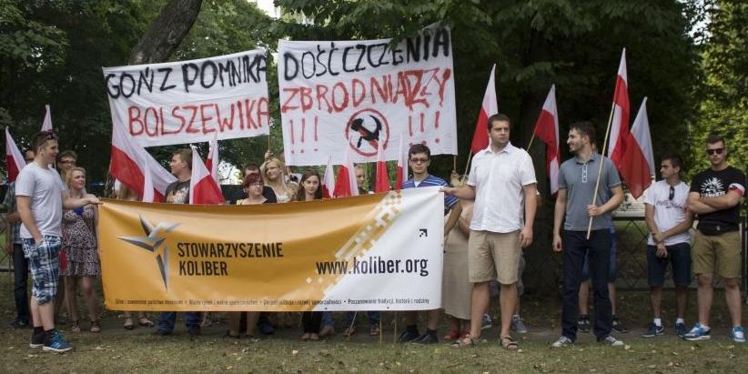 Protest przeciwko oddawaniu czci Armii Czerwonej