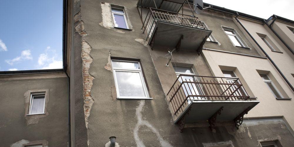 Luksus średni, koszty duże