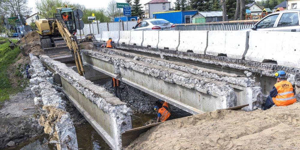 Przebudowa mostu i drogi
