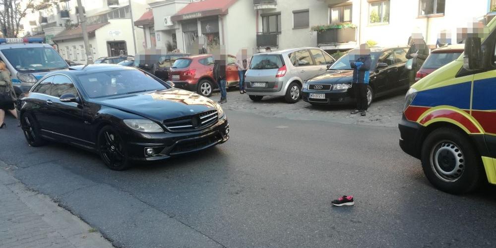 Samochód osobowy potrącił 2 dzieci - aktualizacja