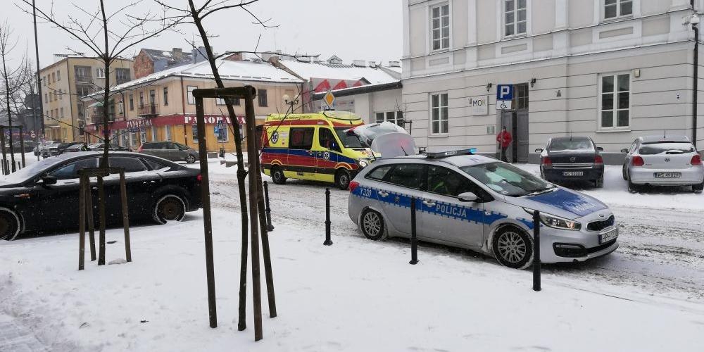 Piesza potrącona na pasach. Ulica Pułaskiego zamknięta!