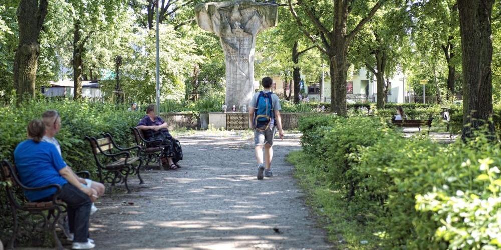 A on ją tylko memle i memle