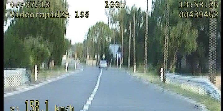 Pędził 158 km/h w terenie zabudowanym!