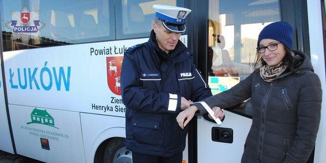 Odblaski dla pasażerów autobusów