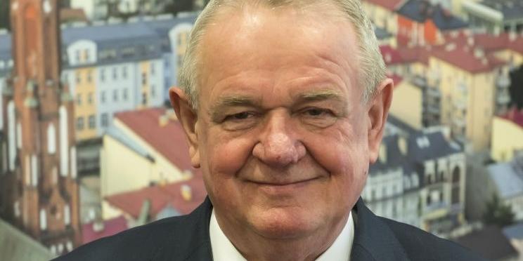 Bez korupcji, z nieprawidłowościami