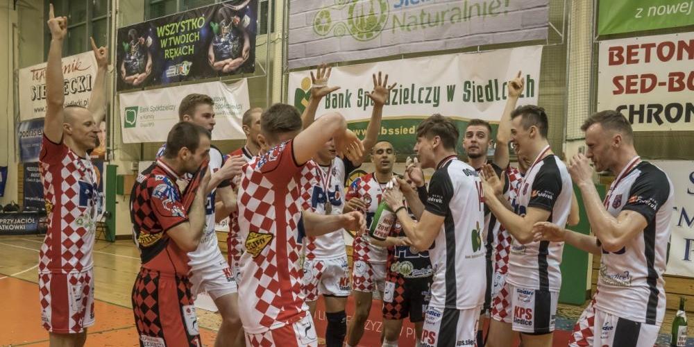 Postawili kropkę nad i