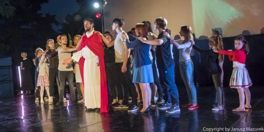 Misterium i koncert