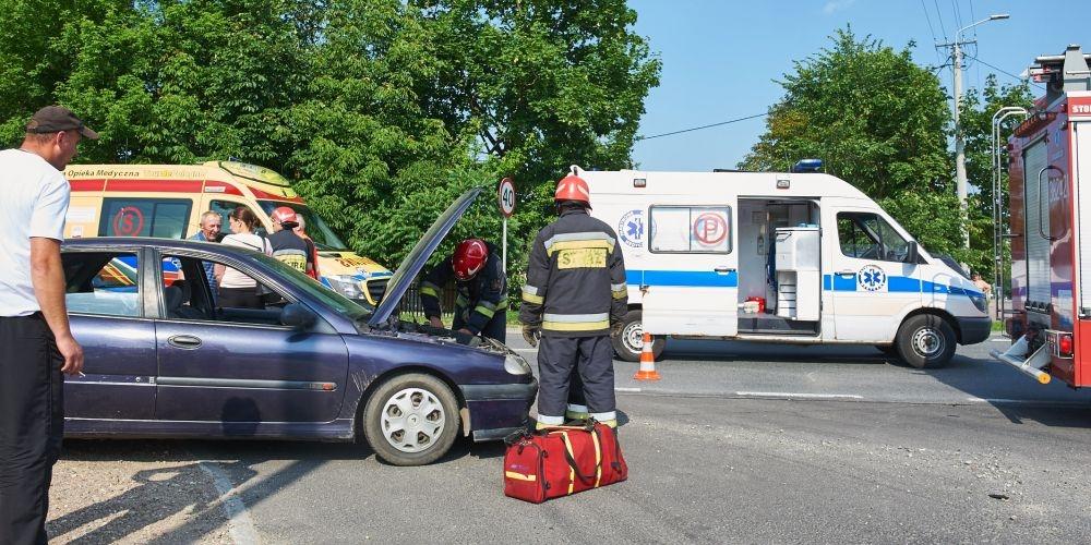 Zderzenie na skrzyżowaniu w Białkach