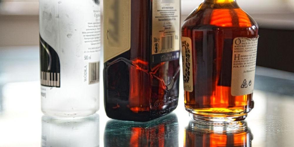 Ukradli 17 butelek whisky