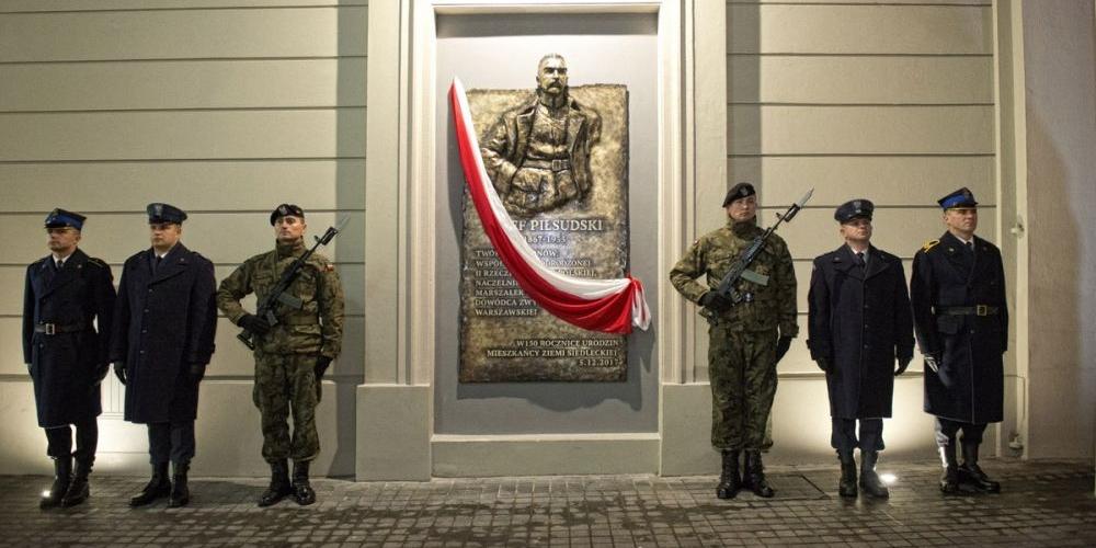 Odsłonięto tablicę Marszałka Piłsudskiego