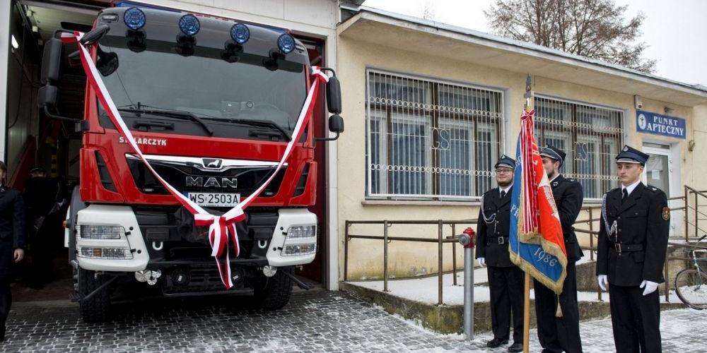 Nowy wóz strażacki w Pruszynie