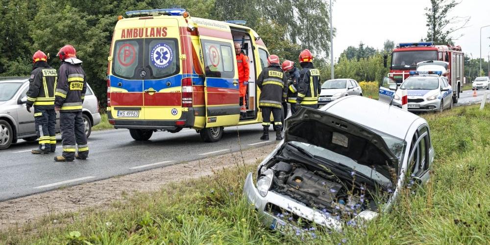 Samochód w rowie