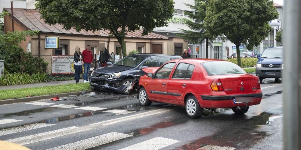 Zderzenie samochodów na Sokołowskiej