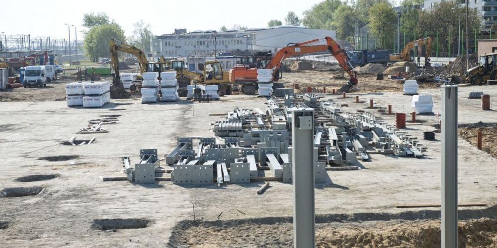 Majówka po drugiej stronie budowy