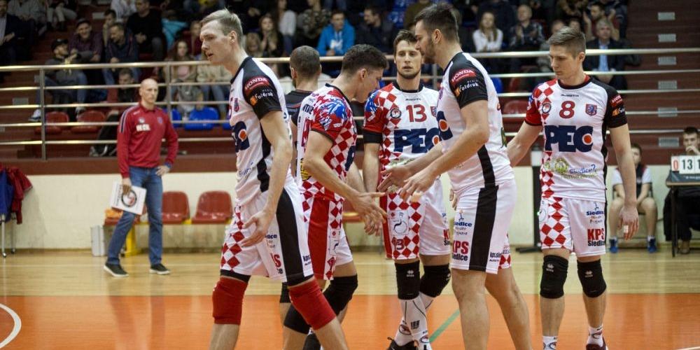 Siatkarze w trudnej sytuacji