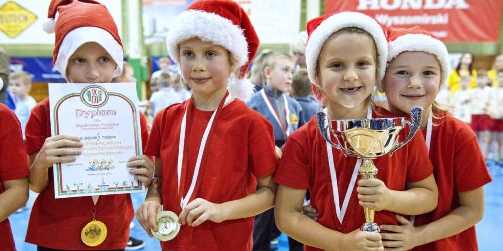 Akademia Maluszka z Pucharem Prezydenta