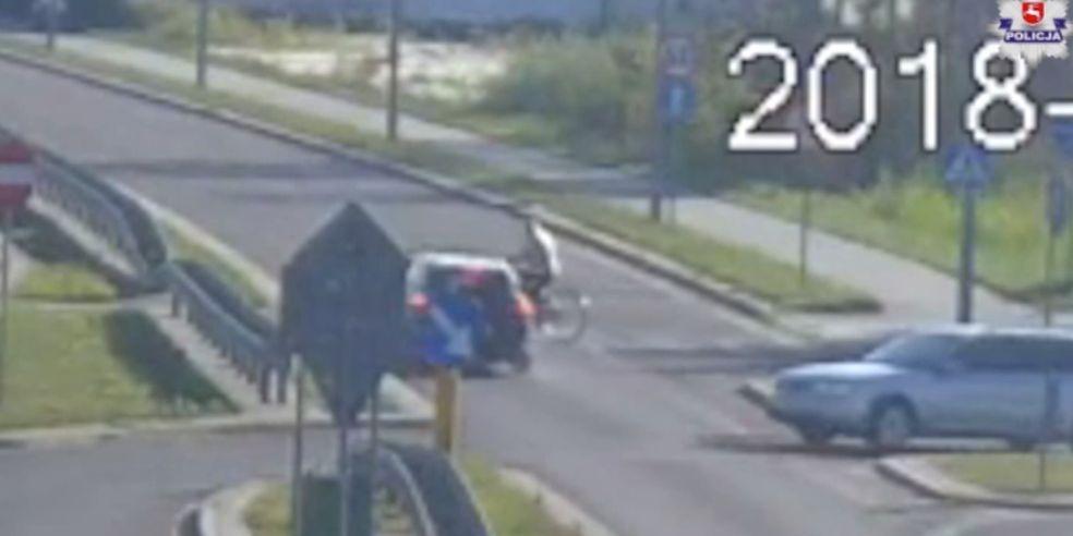 Potrącenie rowerzystki na przejściu dla pieszych