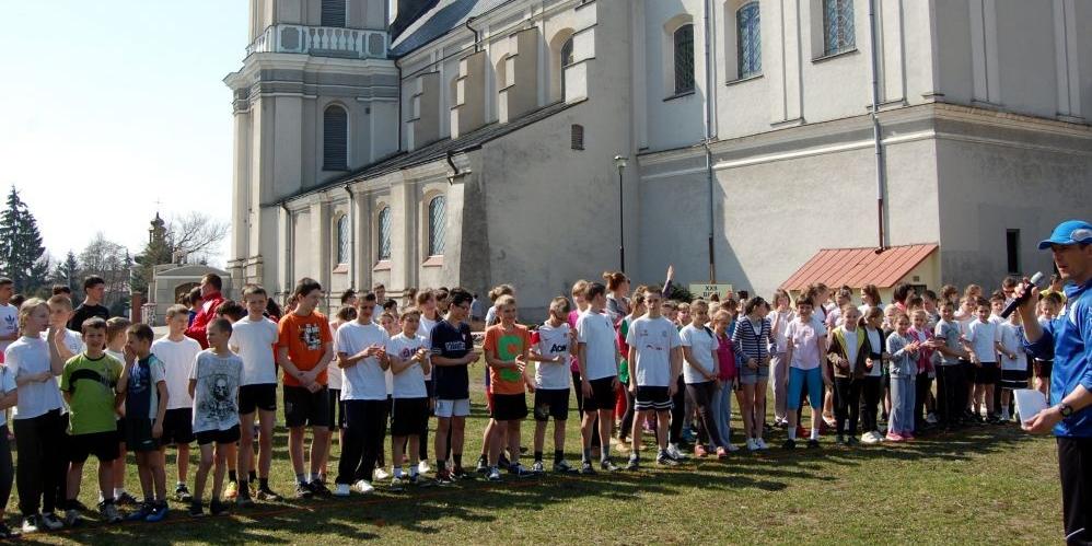 XXII Biegi Kleebergowskie, dwustu sportowców
