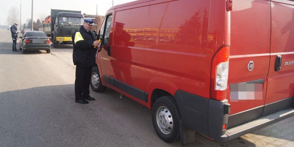 Wzmożone kontrole busów i ciężarówek