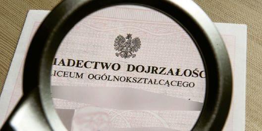 Matura prawdziwa czy fałszywa?