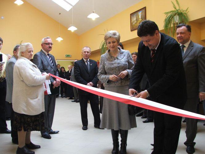 Od drogi po kamień węgielny