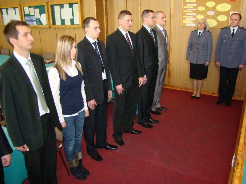 Ślubowanie nowo przyjętych policjantów